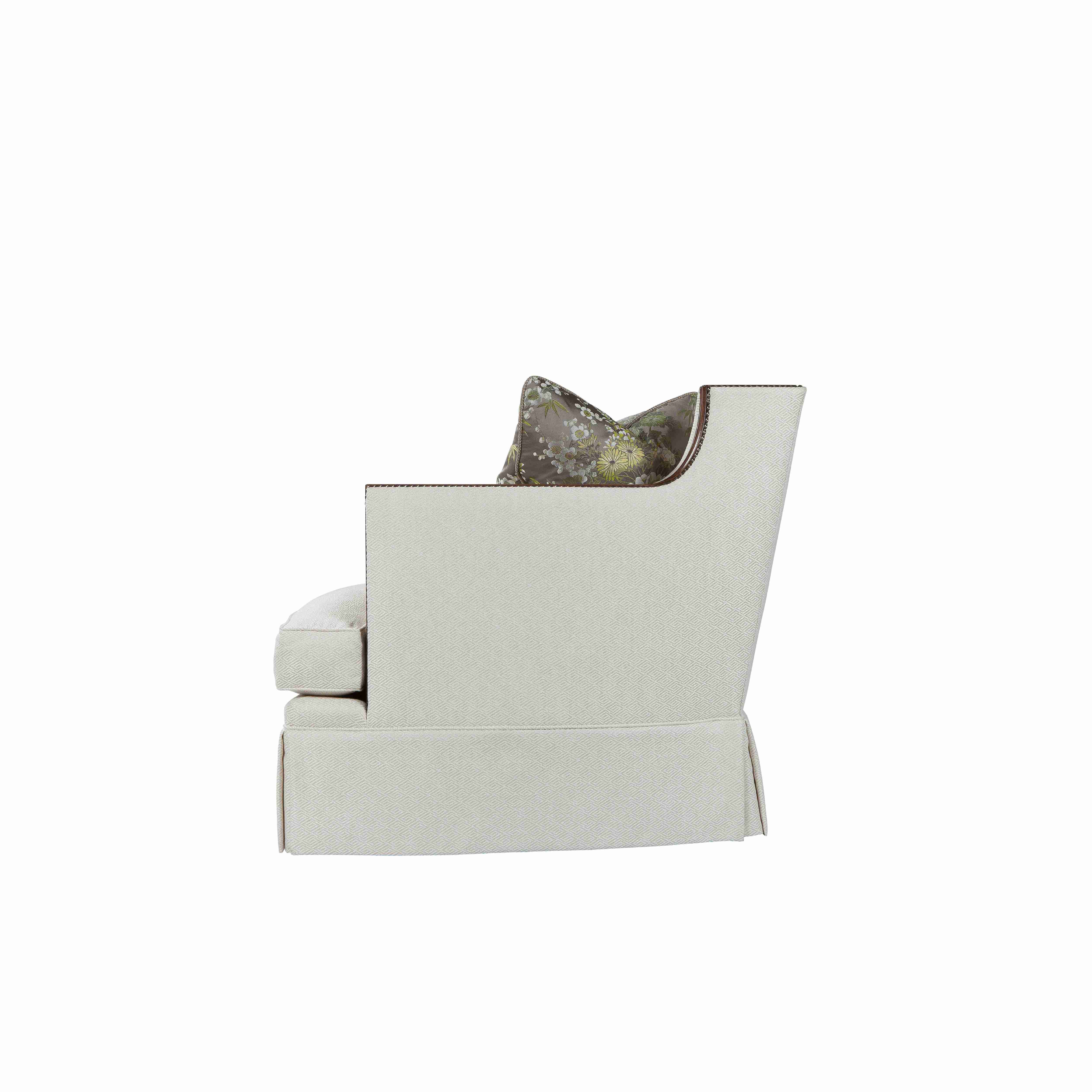 NAIL TRIM CALLISTO SOFA