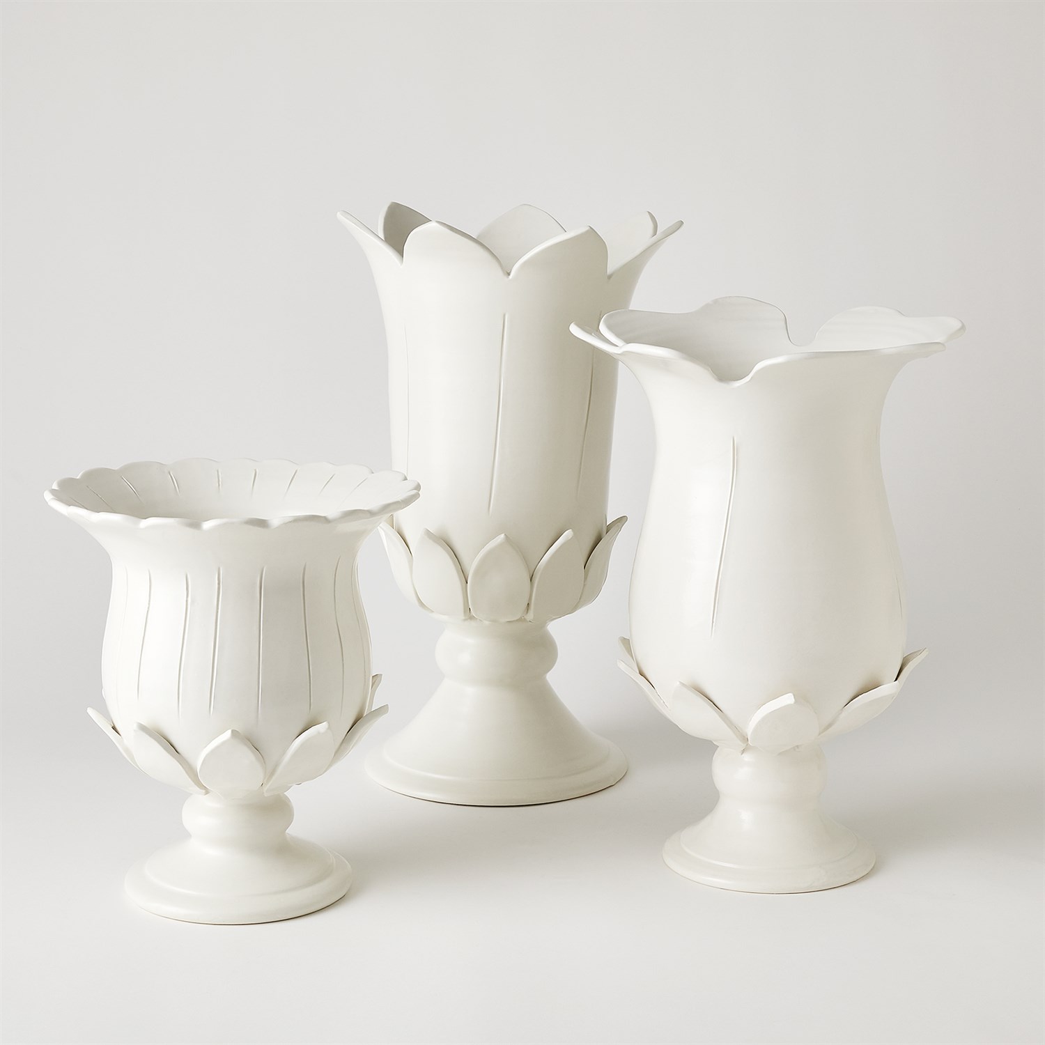 BLOSSOM VASE-MATTE WHITE-SM