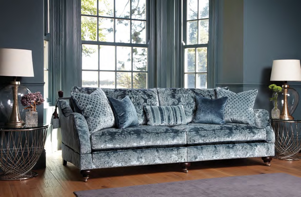 BLAKENEY GRAND SPLIT SOFA