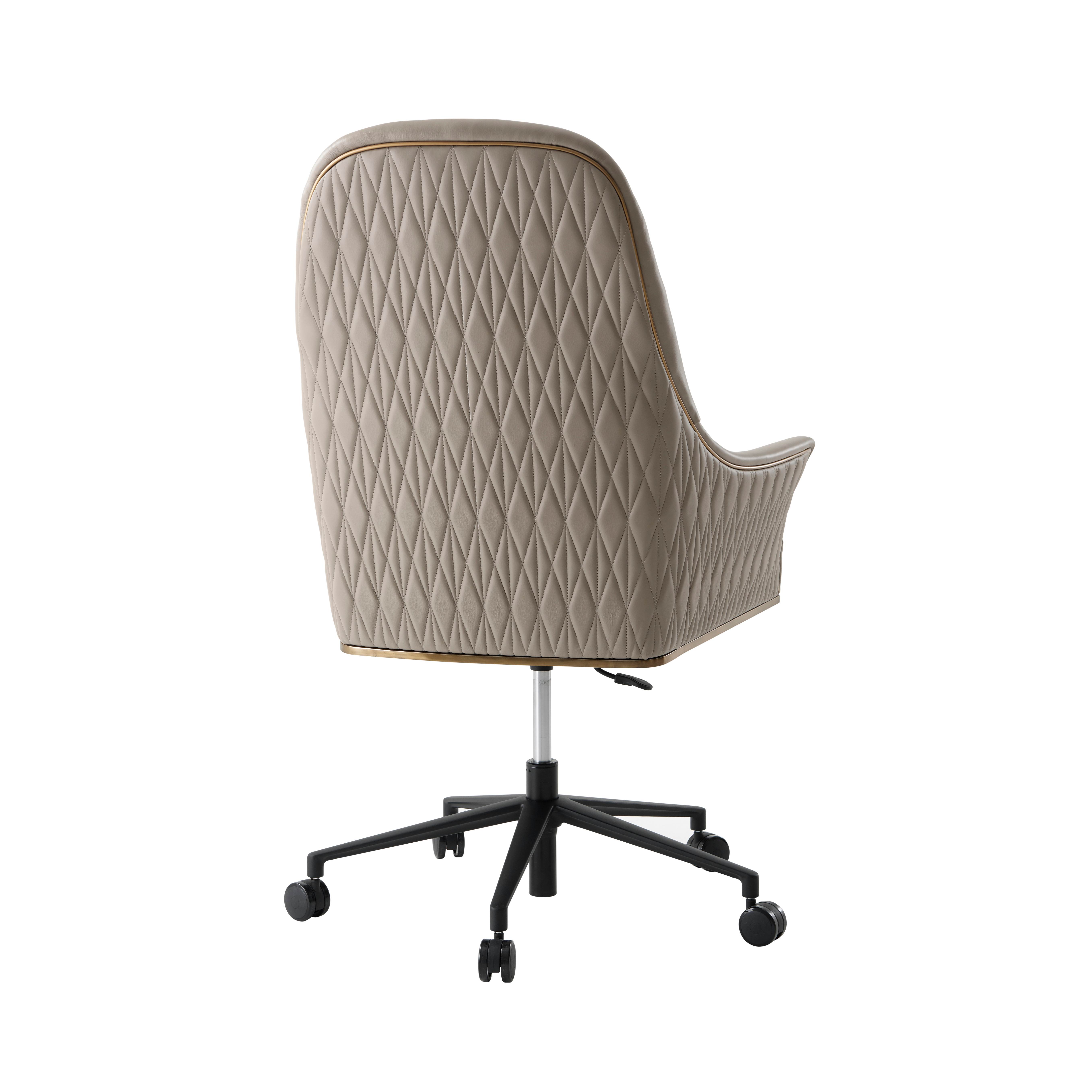 ICONIC OFFICE CHAIR